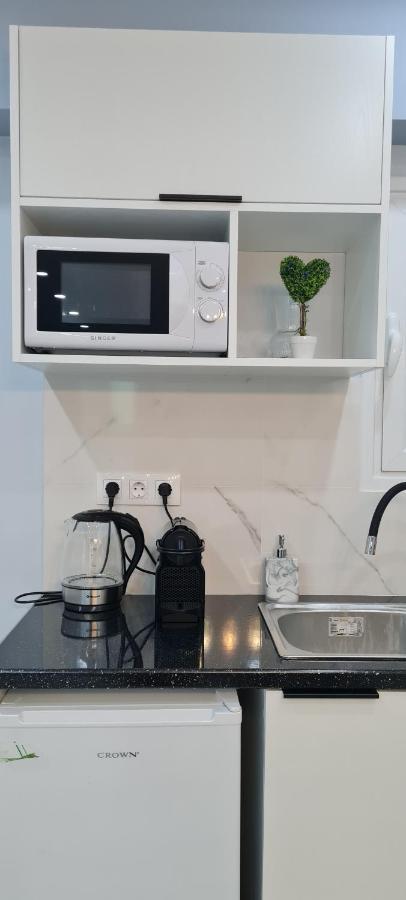 Cozy Apartment With Garden Near Town Center, Fully Renovated. Athens Ngoại thất bức ảnh
